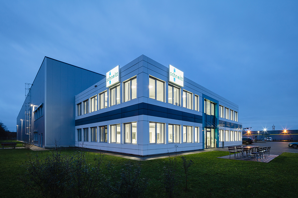 COMPLEMUS Projekt SCHNAITT Internationale Messe Und Ladenbau GmbH COMPLEMUS Projekt SCHNAITT Internationale Messe Und Ladenbau GmbH